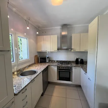 Torre Vella 16 Privat Pool Vakantiehuis